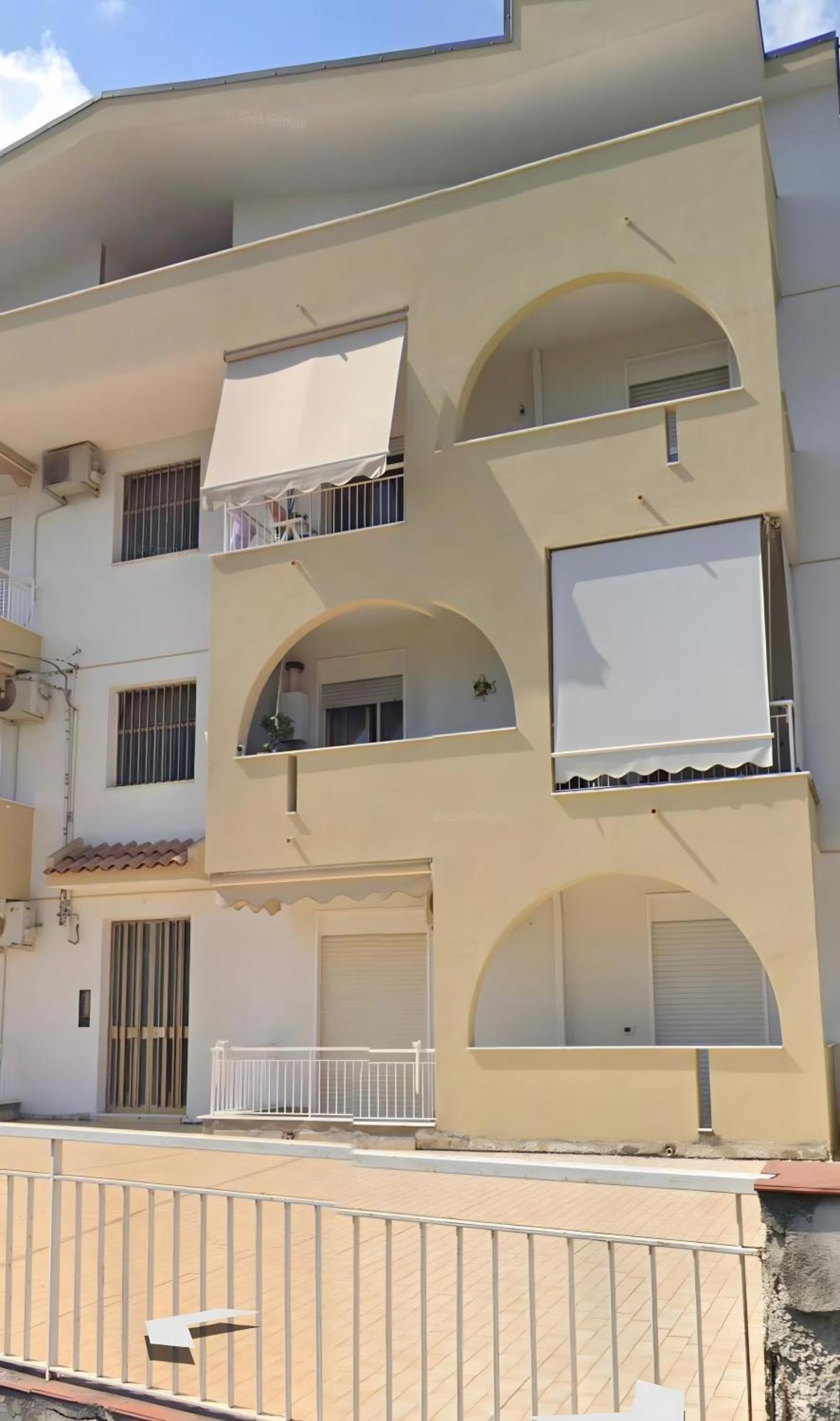 Chiara Home Apartment Giardini Naxos Bagian luar foto