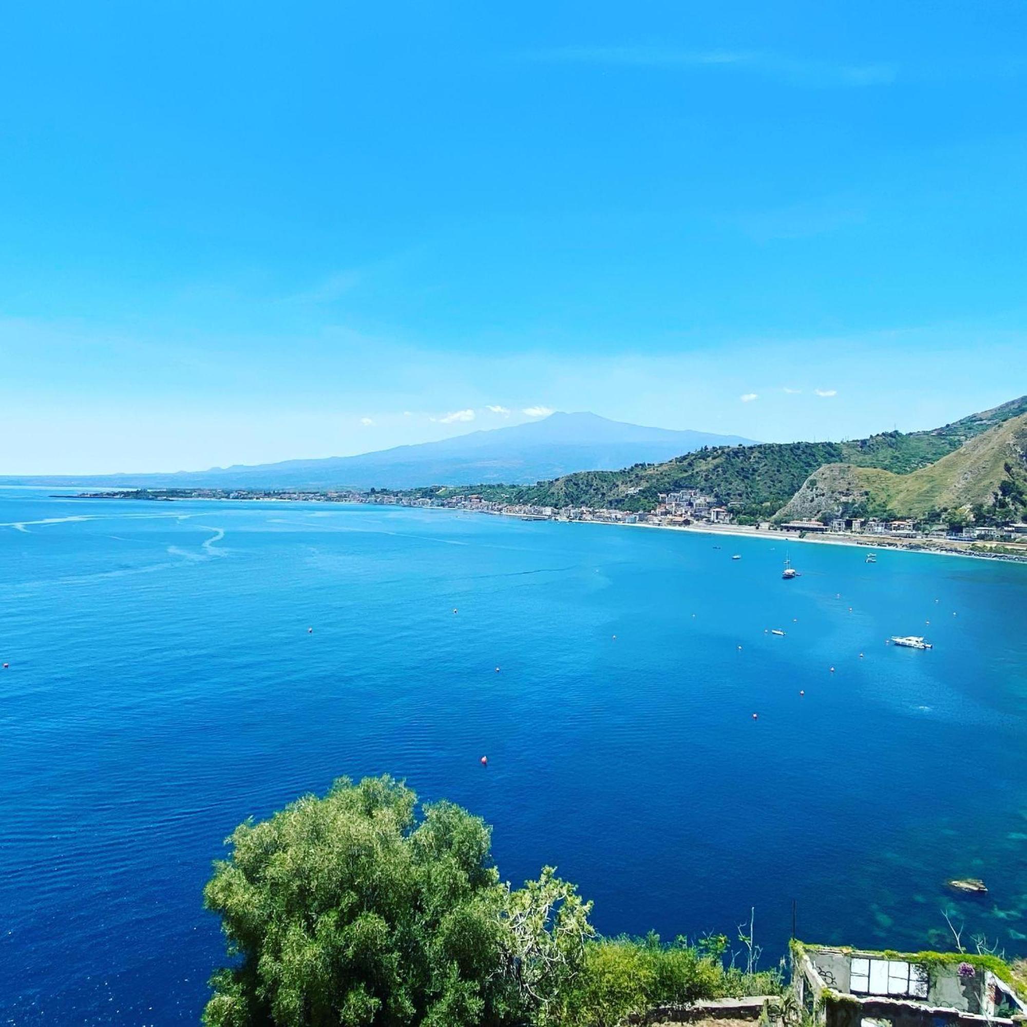 Chiara Home Apartment Giardini Naxos Bagian luar foto